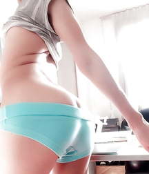 Hairless sexy ass  5a13ef7723332.jpg