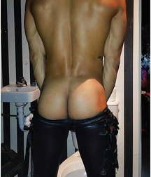 Hairless sexy ass  5a13ef95694df.jpg
