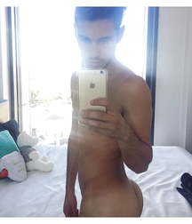 Hairless sexy ass  5a13ef968b61f.jpg