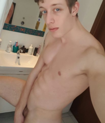 Blonde Gay Porn Model  5a156b30ed1d4.png