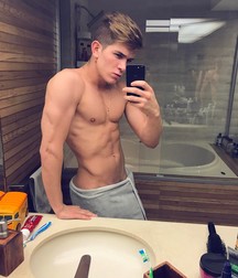 Cute Model jhorge zepeda 5a206b73e94c3.jpg