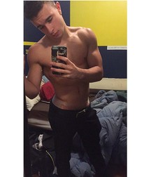 Sexy Anthony  Gymnast 5a2febd616297.jpg