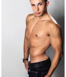 Sexy Anthony  Gymnast 5a2febec6c79b.jpg