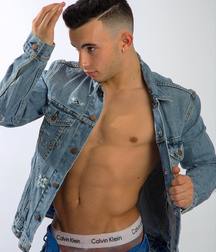 Sexy Anthony  Gymnast 5a2fec0f8f710.jpg