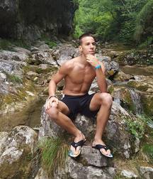 Muscle sexy boy  5a84844976371.jpg