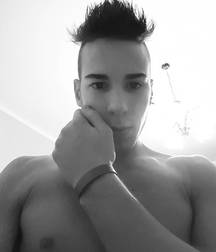 Muscle sexy boy  5a848457a7a52.jpg