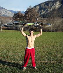 Muscle sexy boy  5a848466e36ae.jpg