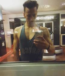 Muscle sexy boy  5a848474be830.jpg