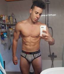Muscle sexy boy  5a84848bb2f1b.jpg