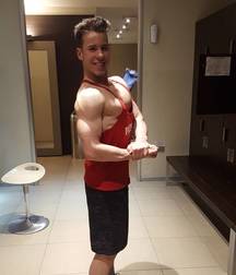 Muscle sexy boy  5a8484a864c62.jpg