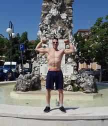 Muscle sexy boy  5a8484b8deb29.jpg