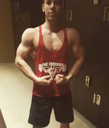 Muscle sexy boy  5a8484c54bf3c.jpg