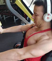 Muscle sexy boy  5a8484d28c9e7.jpg