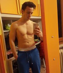 Muscle sexy boy  5a8484e0d9ef5.jpg