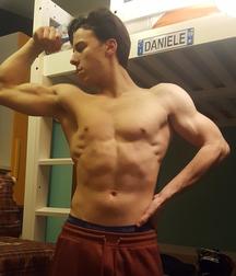 Muscle sexy boy  5a8484e8e30f6.jpg