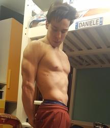 Muscle sexy boy  5a8484ea48cb9.jpg