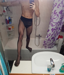 Hot Twink boy  5a8567a8522f7.jpg