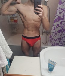 Hot Twink boy  5a85693c7b12e.jpg