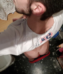 Cute muscle guy 5a9947163b9be.jpg