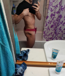 Cute muscle guy 5a99473ba28ee.jpg
