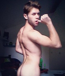 Sexy red boy 5aa7b9998207a.jpg