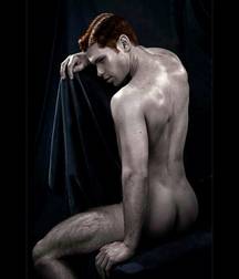 Sexy red boy 5aa7b99ec0ef3.jpg