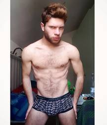 Sexy red boy 5aa7b9a20a635.jpg