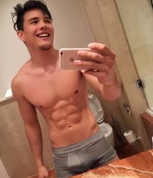Sexy boy - Jeff Khalifa 5b04622f3c8dd.jpg