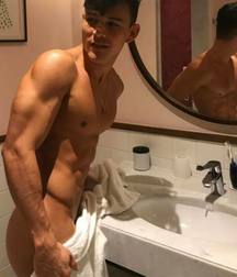Sexy boy - Jeff Khalifa 5b04624915bc3.jpg