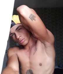 HOT AND HORNY LATIN BOY - MORENO 5b0859622367c.jpg
