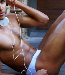 YOUNG SEXY GUY  5b12e93976f01.png