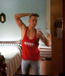 SEXY TWINK BODYBUILDER 5b81888cbef6c.jpg