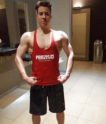 SEXY TWINK BODYBUILDER 5b8188967ab03.jpg