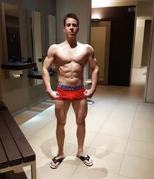 SEXY TWINK BODYBUILDER 5b8188a924c36.jpg