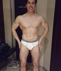 SEXY TWINK BODYBUILDER 5b8188bc3a6a3.jpg