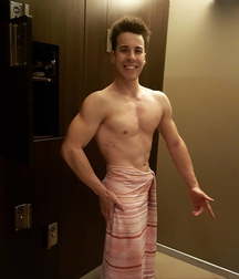 SEXY TWINK BODYBUILDER 5b8188bfd491f.jpg