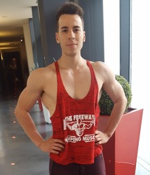 SEXY TWINK BODYBUILDER 5b8188ccaa46f.jpg
