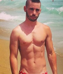 cute gay boy 5b8bf3882459f.jpg