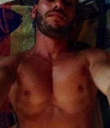 cute gay boy 5b8bf38c585b3.jpg
