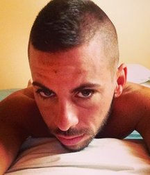 cute gay boy 5b8bf39087859.jpg
