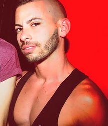 cute gay boy 5b8bf399e16be.jpg