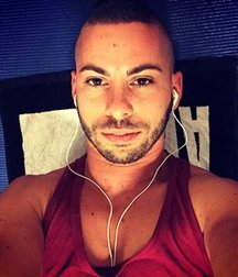 cute gay boy 5b8bf3a0073c7.jpg