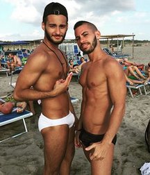 cute gay boy 5b8bf3ac6dfa5.jpg