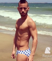 cute gay boy 5b8bf3b4e1806.jpg