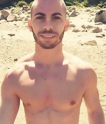 cute gay boy 5b8bf3cda0897.jpg
