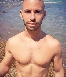 cute gay boy 5b8bf3cf6c652.jpg