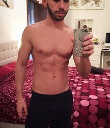cute gay boy 5b8bf3d073951.jpg