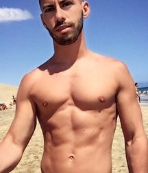 cute gay boy 5b8bf3de1122a.jpg