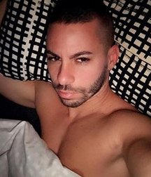 cute gay boy 5b8bf3e874255.jpg