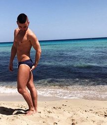 cute gay boy 5b8bf3f71d194.jpg